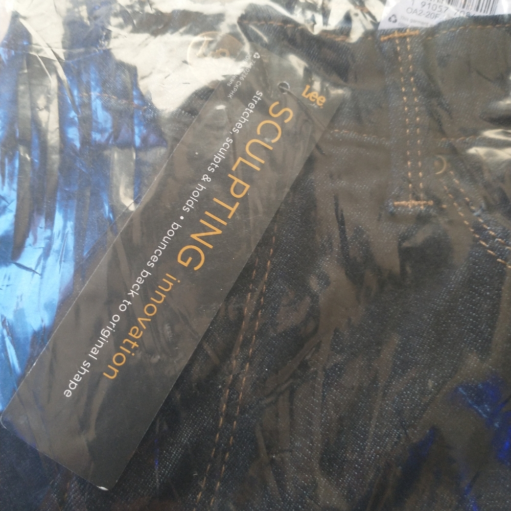 Lee Sculpting Innovation Jeans - Picture 12 of 12
